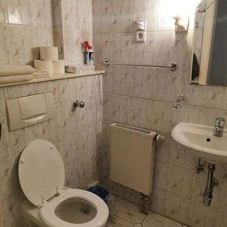 Ferienunterkuenfte In Sievering Mit Self-Check-In Vienna Exterior photo