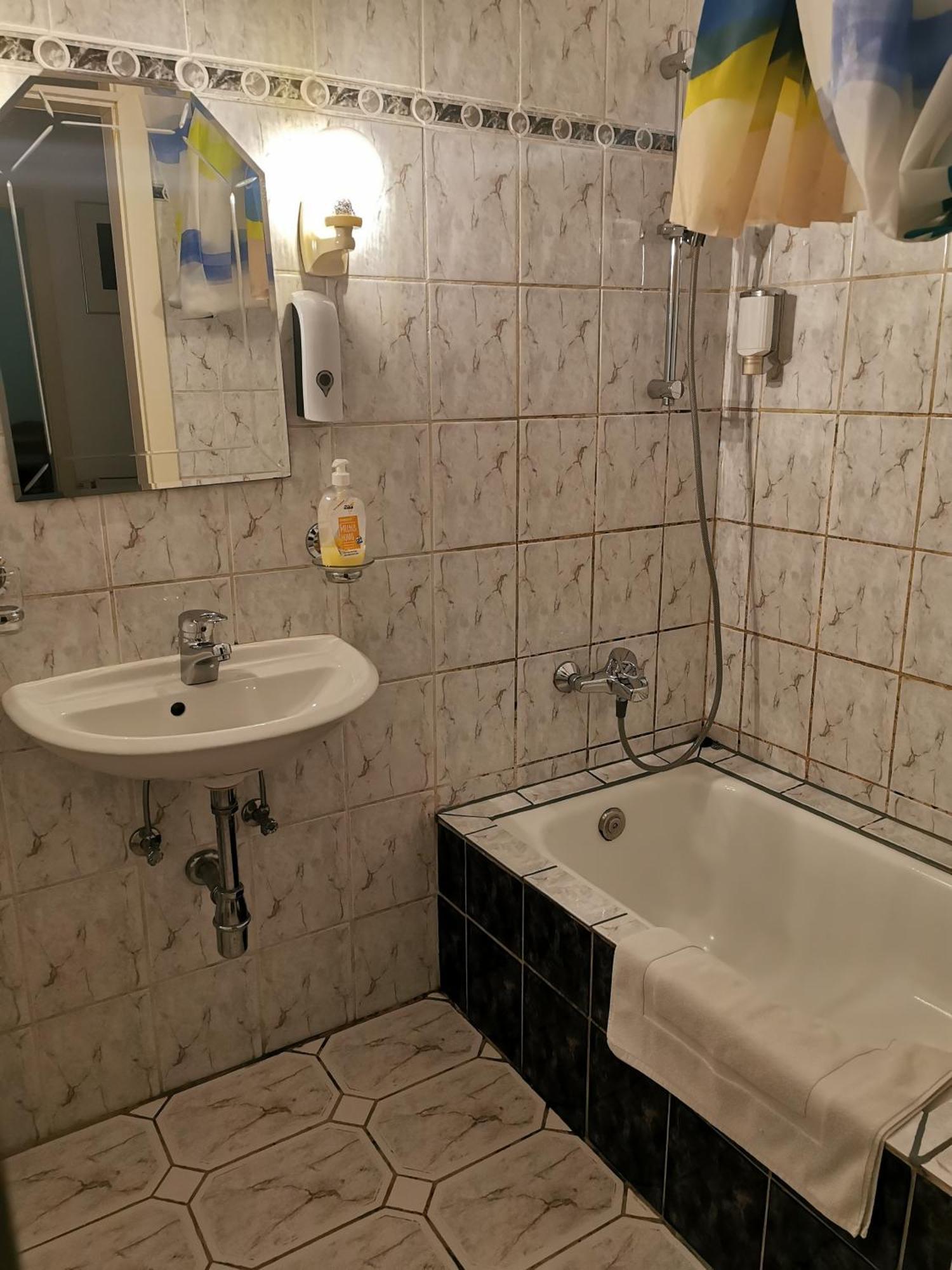Ferienunterkuenfte In Sievering Mit Self-Check-In Apartment